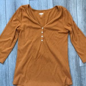 Old Navy rib knit henley t-shirt